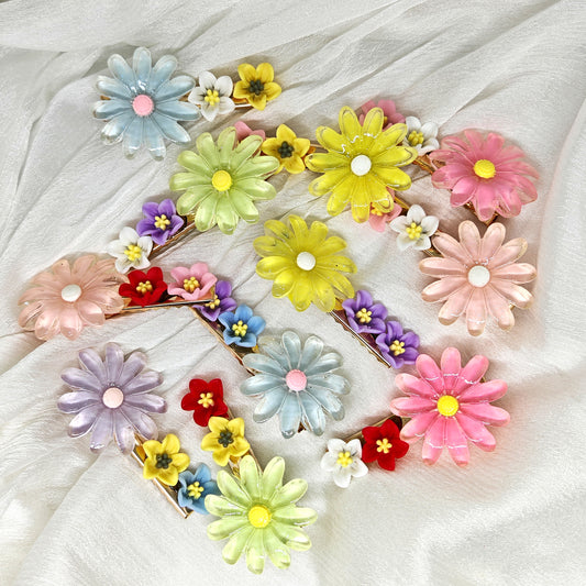 Colorful flower-shaped hair clips