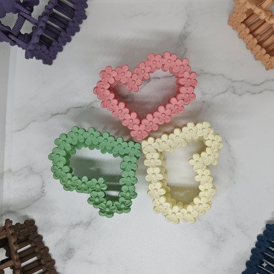 Heart-shaped hair clips 