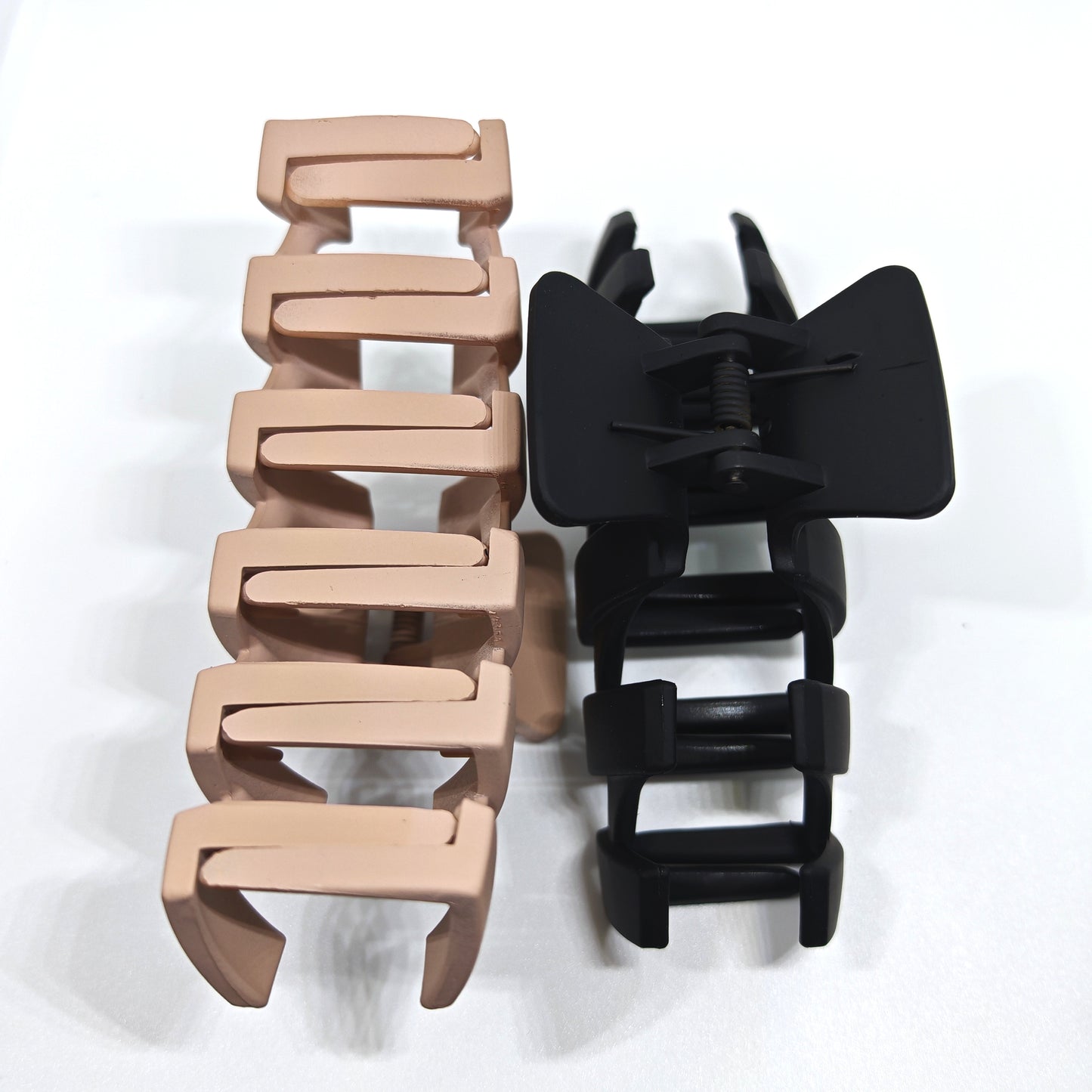 Buy Wave Hair Claw | Big Size Stylish Wavy Design